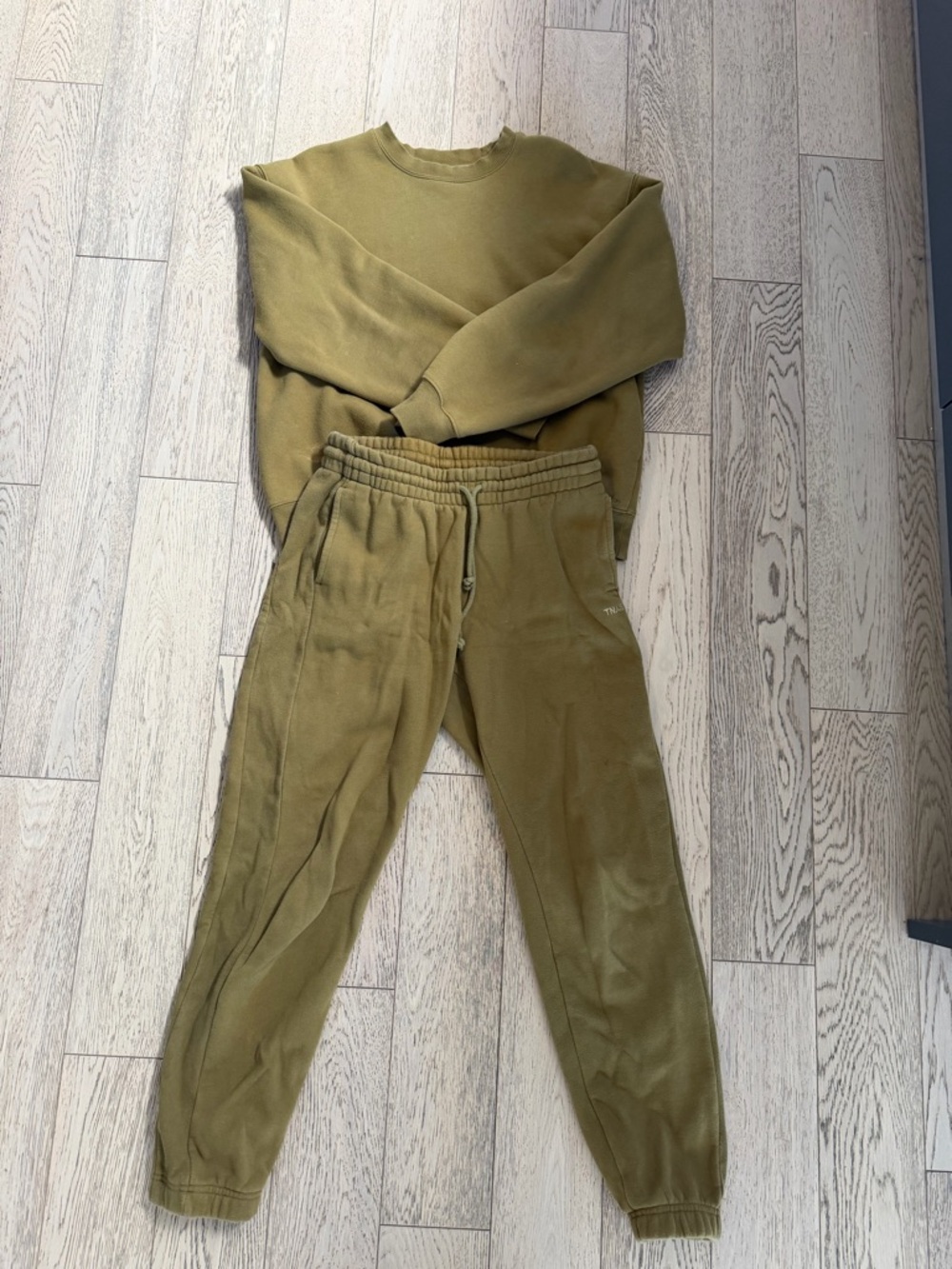 TNA sweat fleece sweater & sweatpants set in olive green